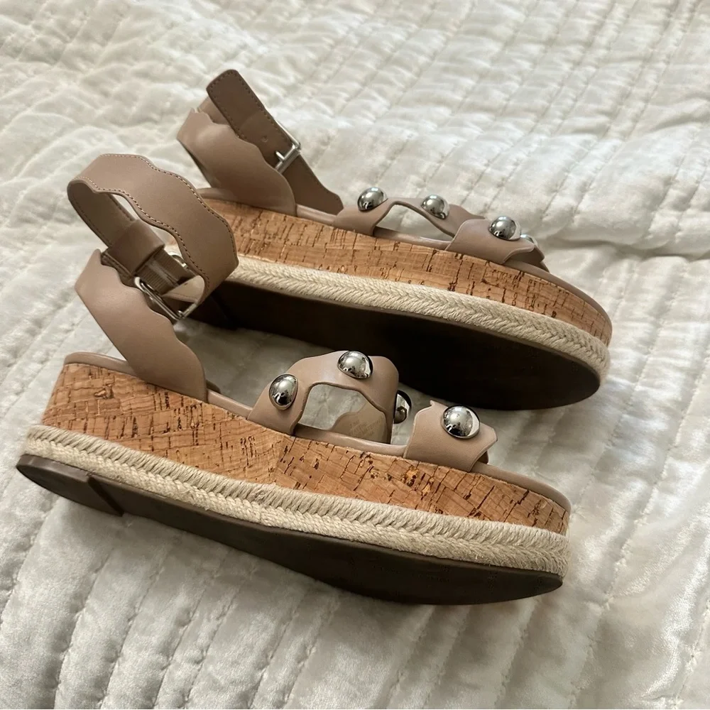 Marc fisher studded Beige Platform Sandals sz 7.5‎